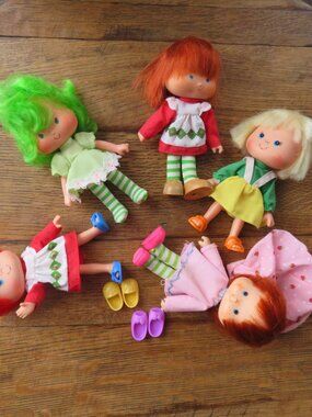 Lot of Strawberry Shortcake dolls